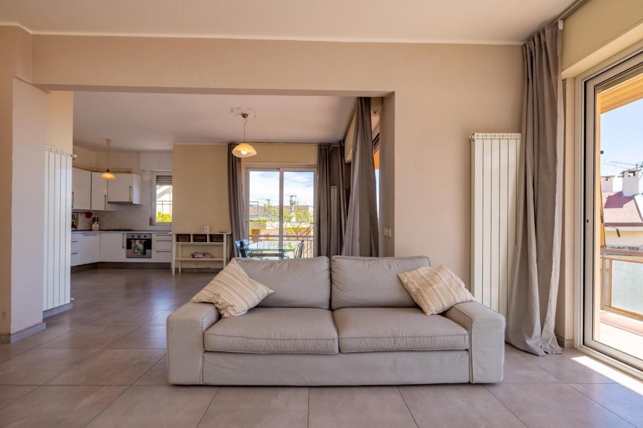 Casa Matilde - Appartamento Vista Mare - Con Posto Auto Finale Ligure Eksteriør bilde